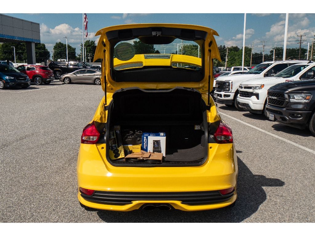 2017 Ford Focus ST ST