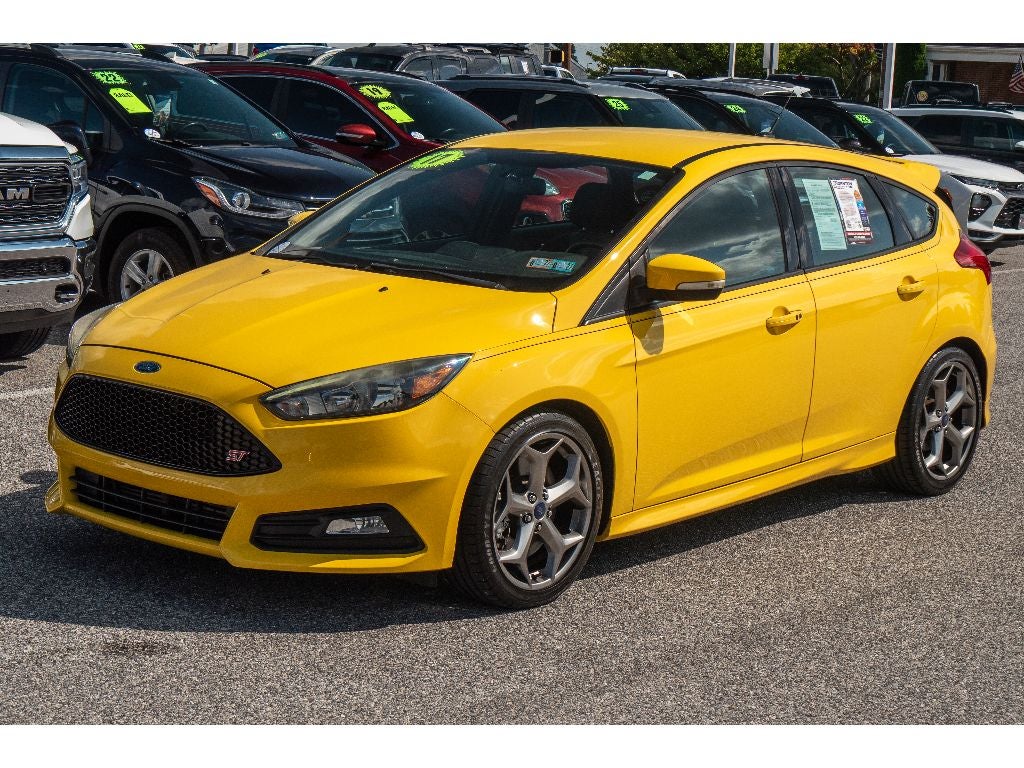 2017 Ford Focus ST ST