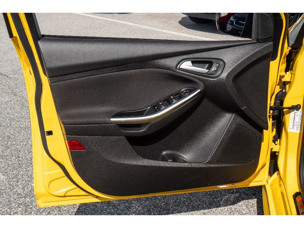 2017 Ford Focus ST ST