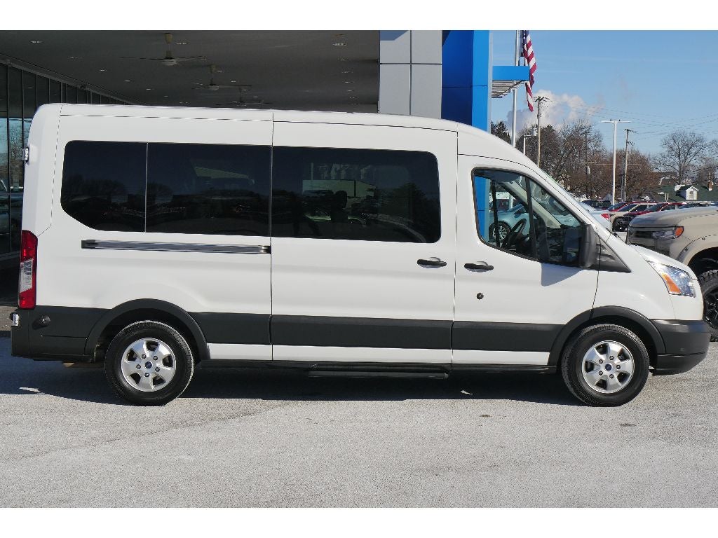 2017 Ford Transit-350 XLT