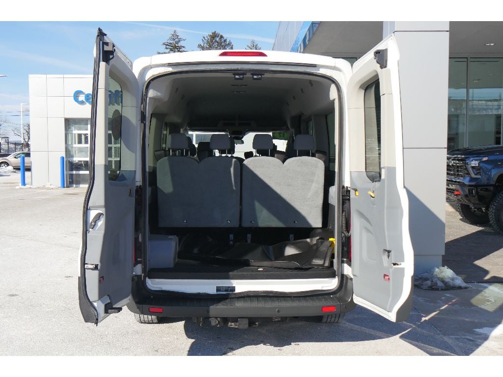 2017 Ford Transit-350 XLT