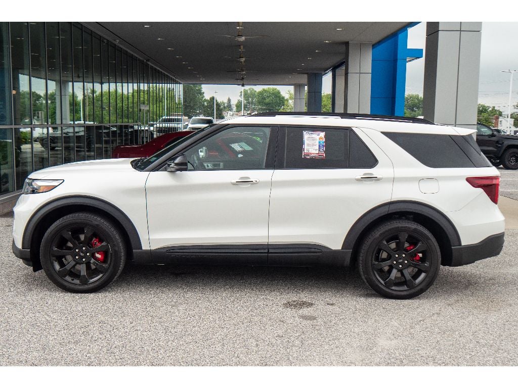 2022 Ford Explorer ST