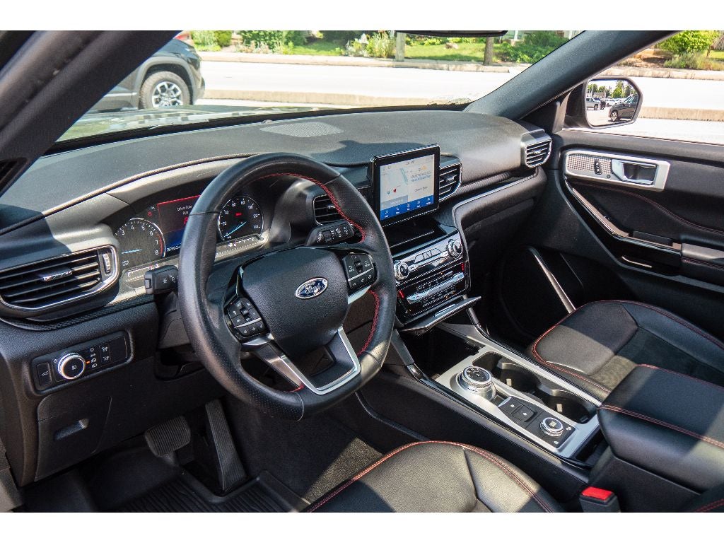 2022 Ford Explorer ST-Line