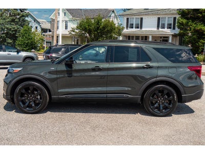 2022 Ford Explorer ST-Line