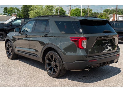 2022 Ford Explorer ST-Line