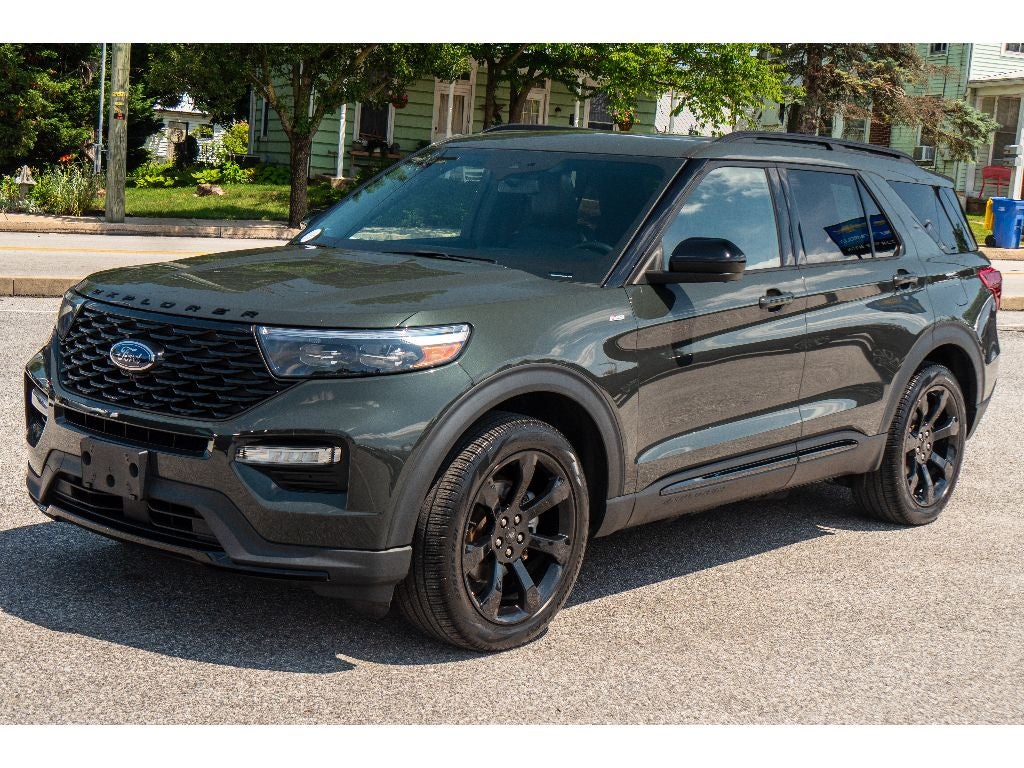 2022 Ford Explorer ST-Line
