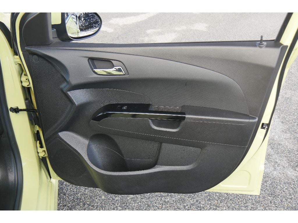 2017 Chevrolet Sonic LT