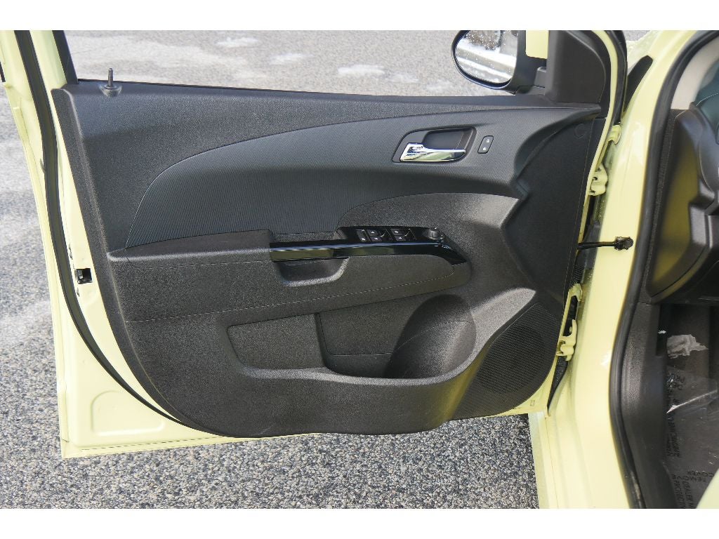 2017 Chevrolet Sonic LT