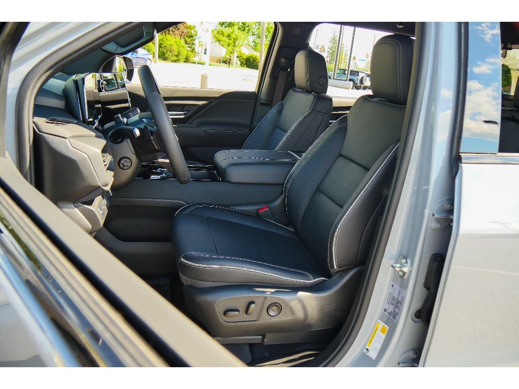 2025 Chevrolet Silverado EV LT - Extended Range