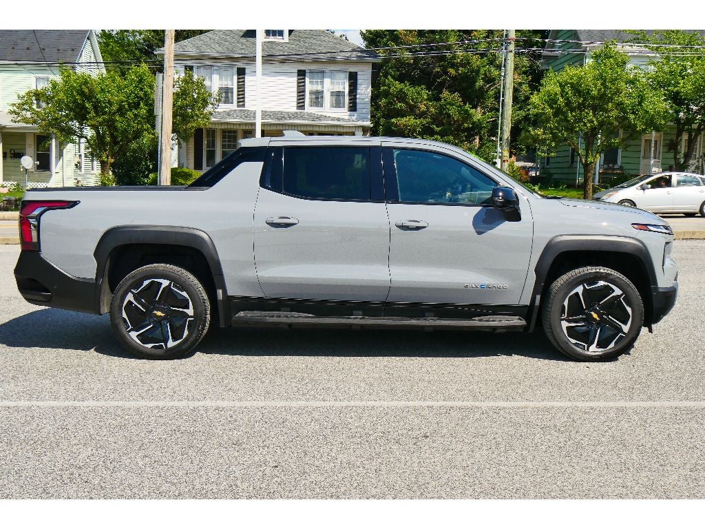 2025 Chevrolet Silverado EV LT - Extended Range