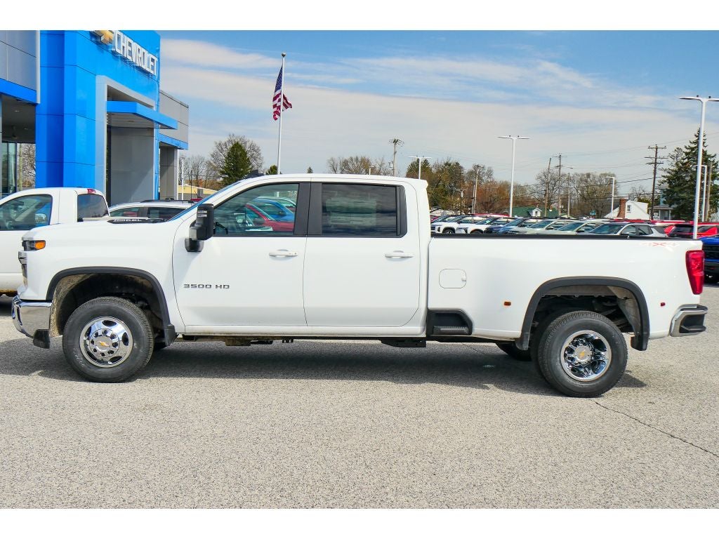 2026 Chevrolet Silverado 3500 HD LT DRW