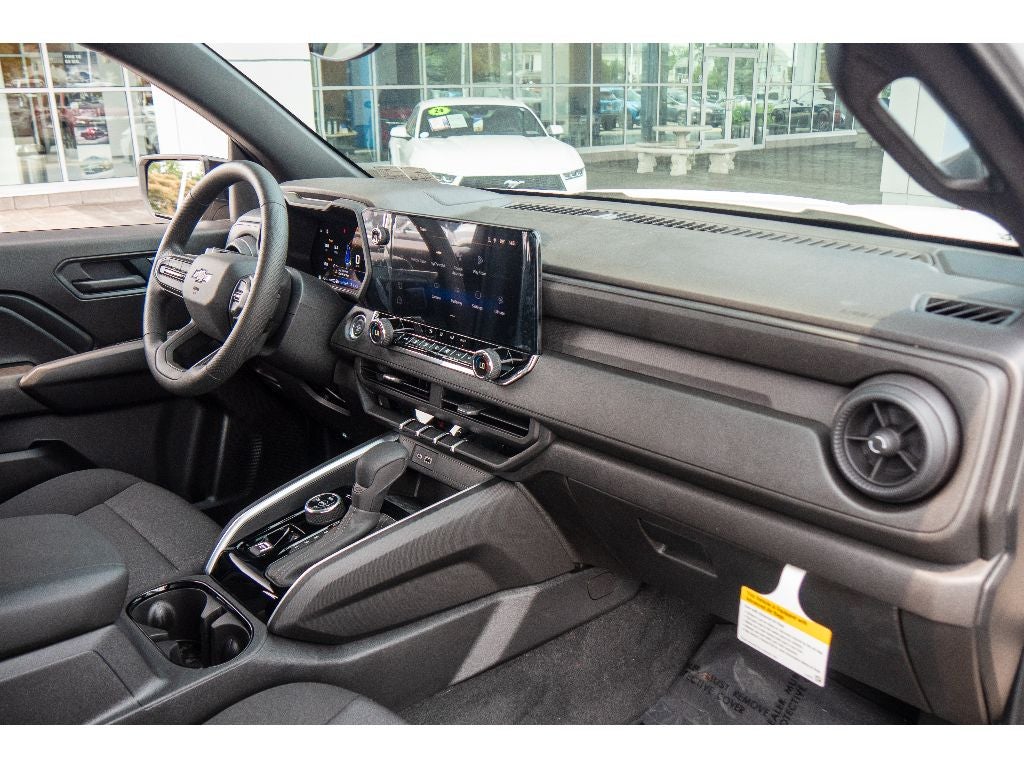 2026 Chevrolet Colorado Trail Boss - Photo 13