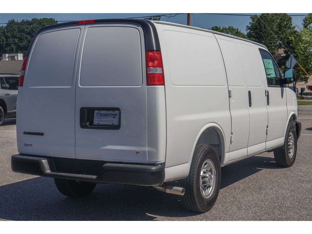 2026 Chevrolet Express Cargo WT