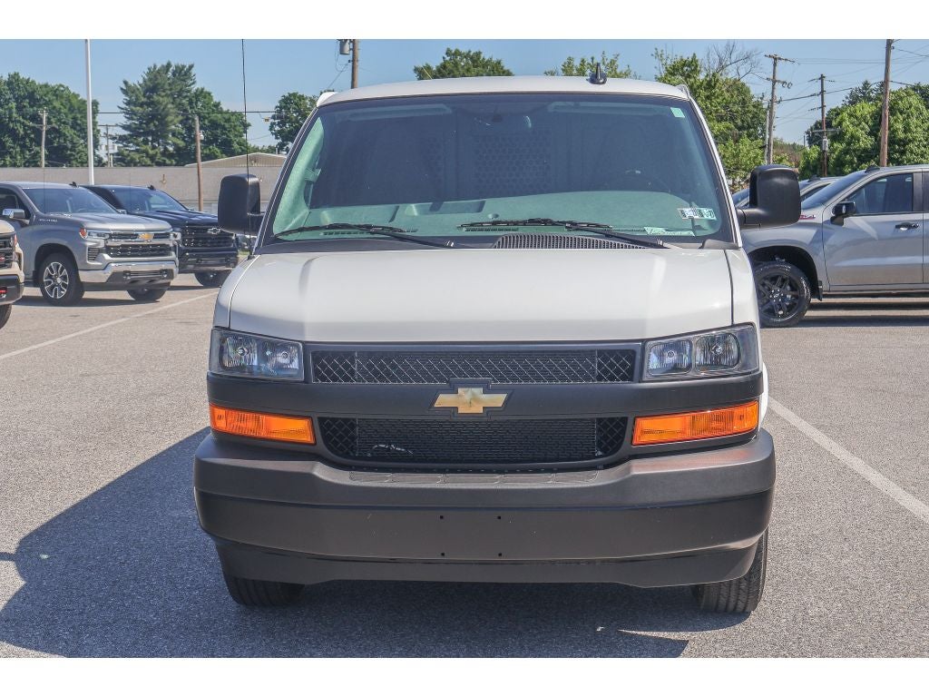 2026 Chevrolet Express Cargo WT