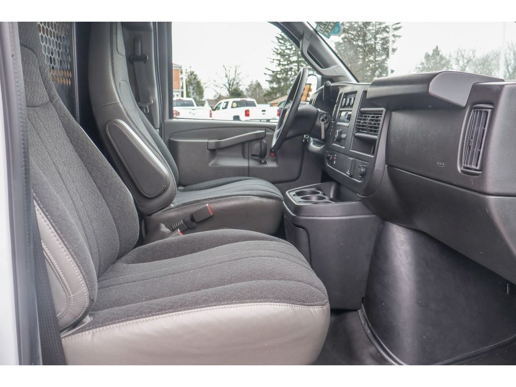 2023 Chevrolet Express Cargo 2500 WT