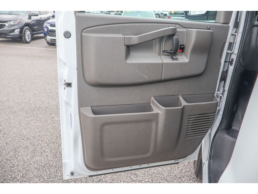 2023 Chevrolet Express Cargo 2500 WT