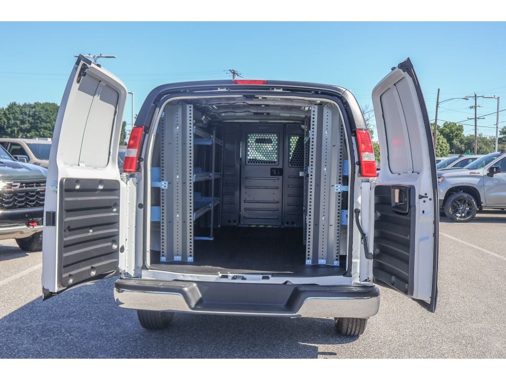 2026 Chevrolet Express Cargo WT