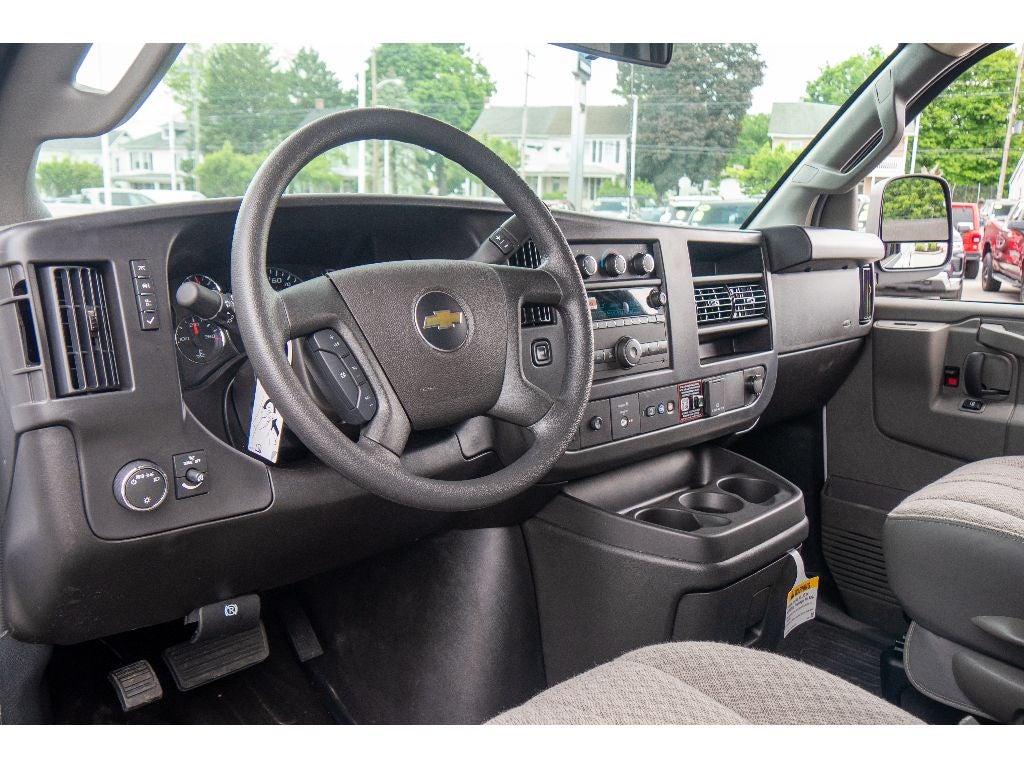 2026 Chevrolet Express Cargo WT