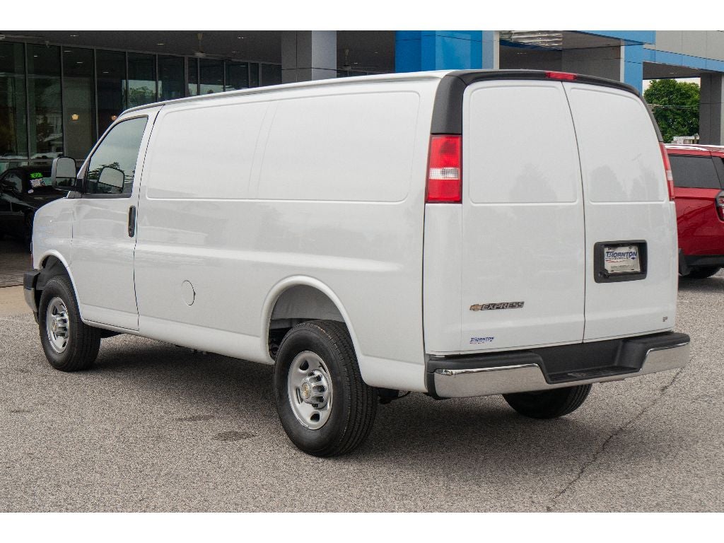 2026 Chevrolet Express Cargo WT