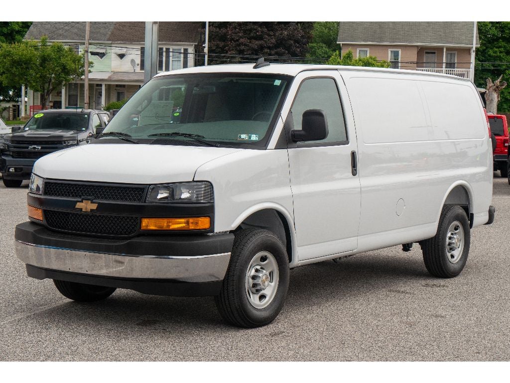 2026 Chevrolet Express Cargo WT