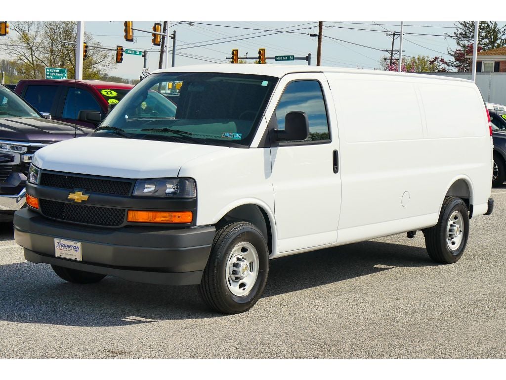 2026 Chevrolet Express Cargo WT