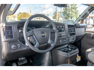 2025 Chevrolet Express Cargo 3500 WT