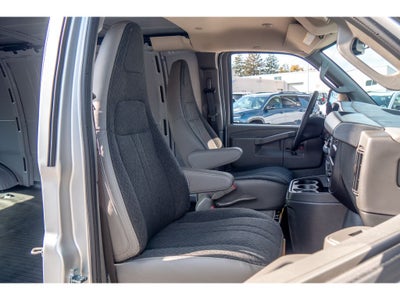 2025 Chevrolet Express Cargo 3500 WT