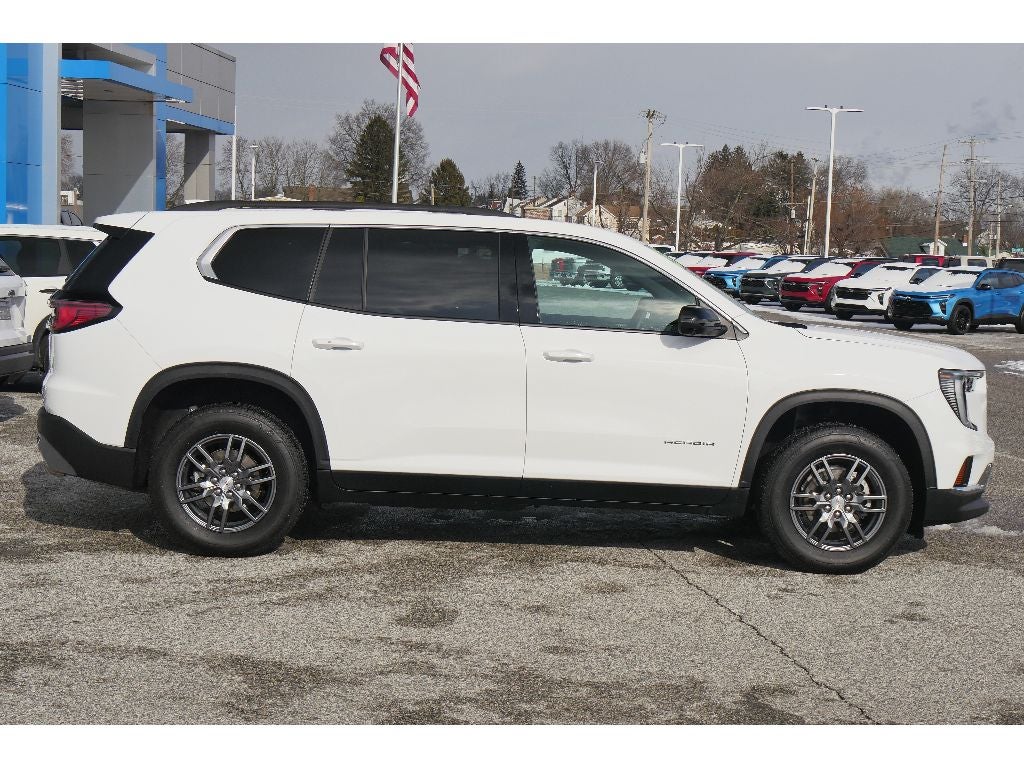 2025 GMC Acadia Elevation