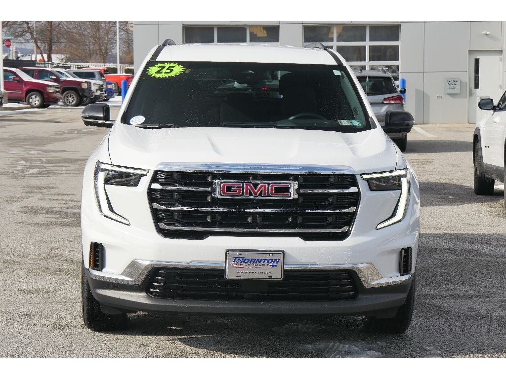 2025 GMC Acadia Elevation