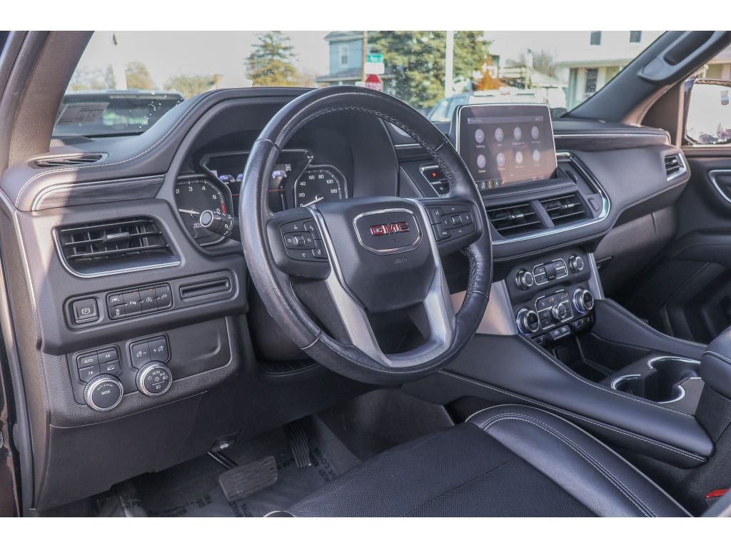 2021 GMC Yukon XL SLT