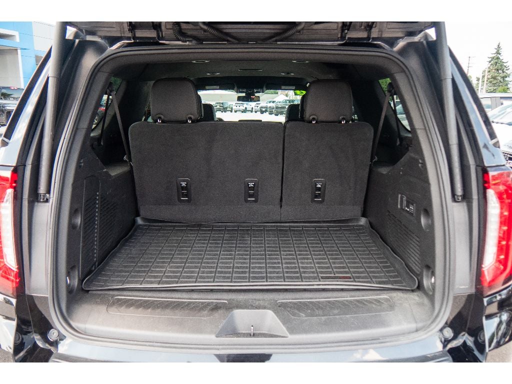 2022 GMC Yukon XL SLT