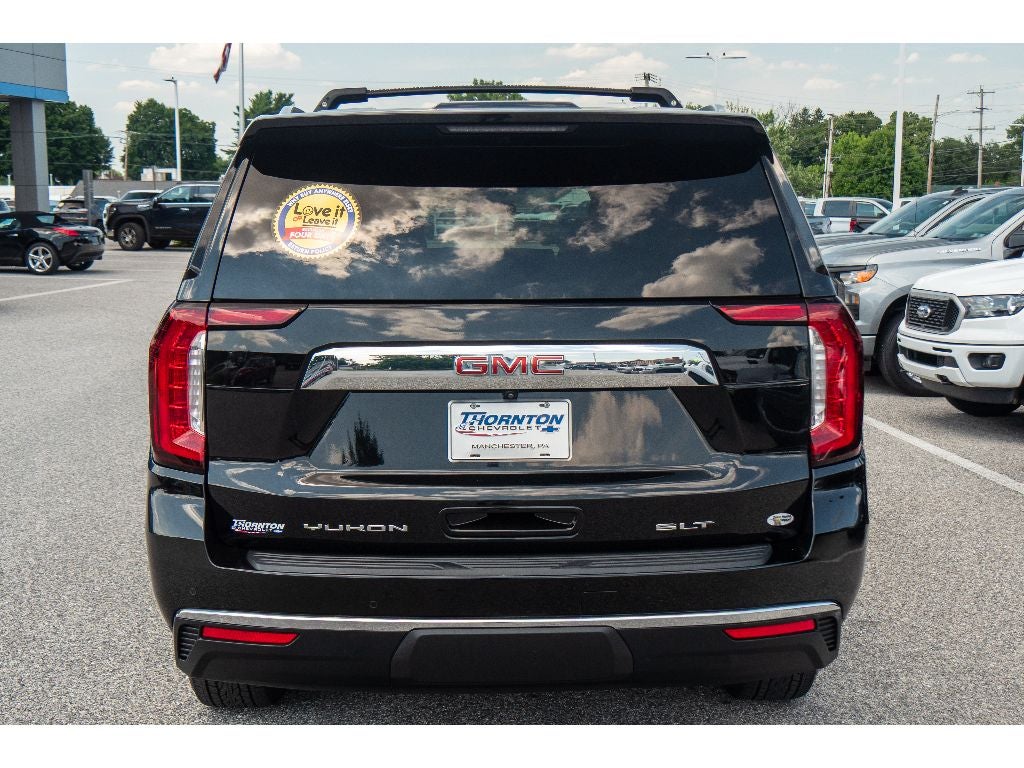 2022 GMC Yukon XL SLT