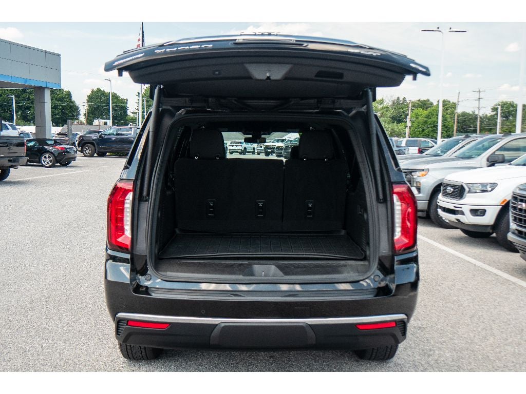 2022 GMC Yukon XL SLT