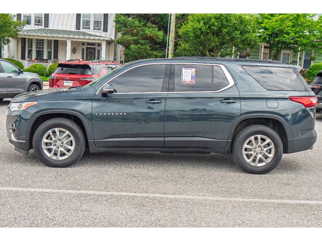2020 Chevrolet Traverse LT Cloth