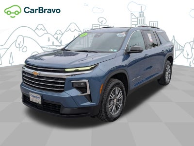 2025 Chevrolet Traverse LT