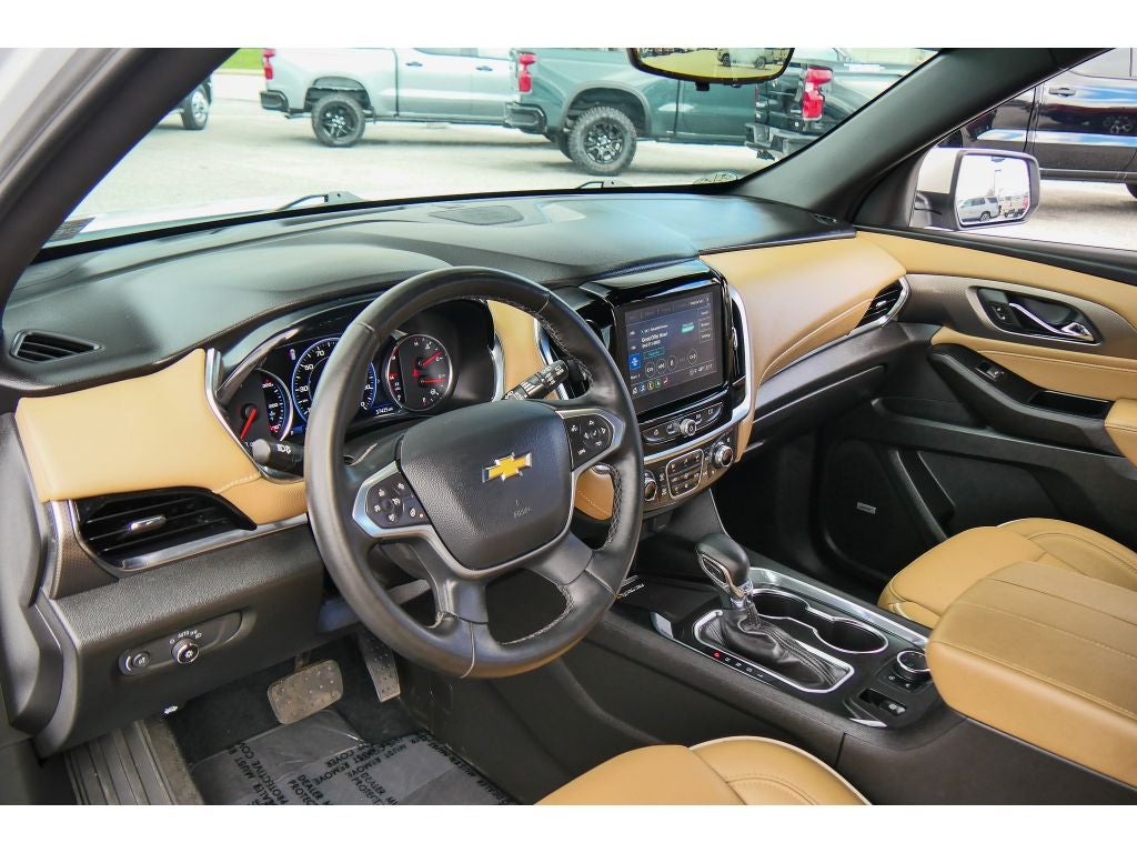 2023 Chevrolet Traverse Premier
