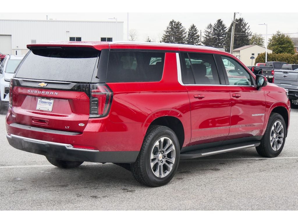 2026 Chevrolet Suburban LT