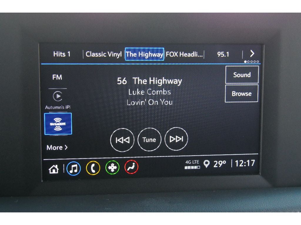 2023 Chevrolet Suburban LS