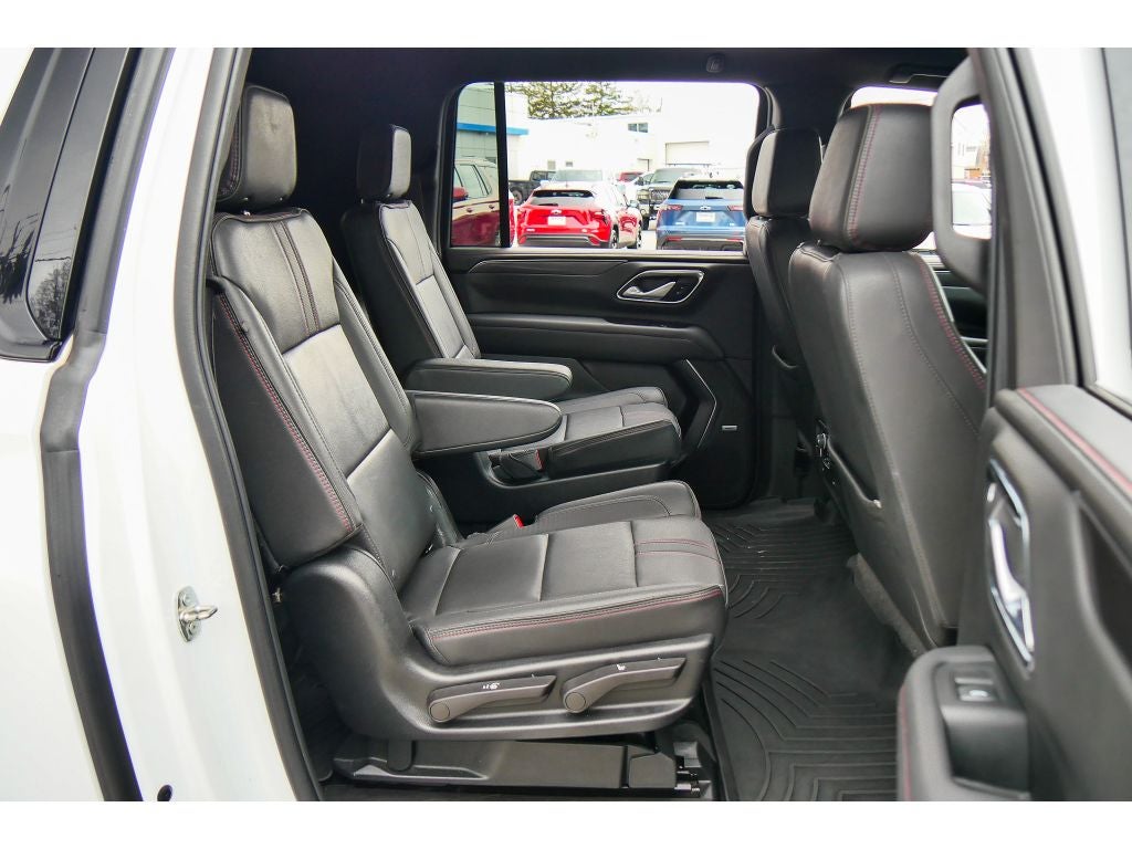 2022 Chevrolet Suburban RST