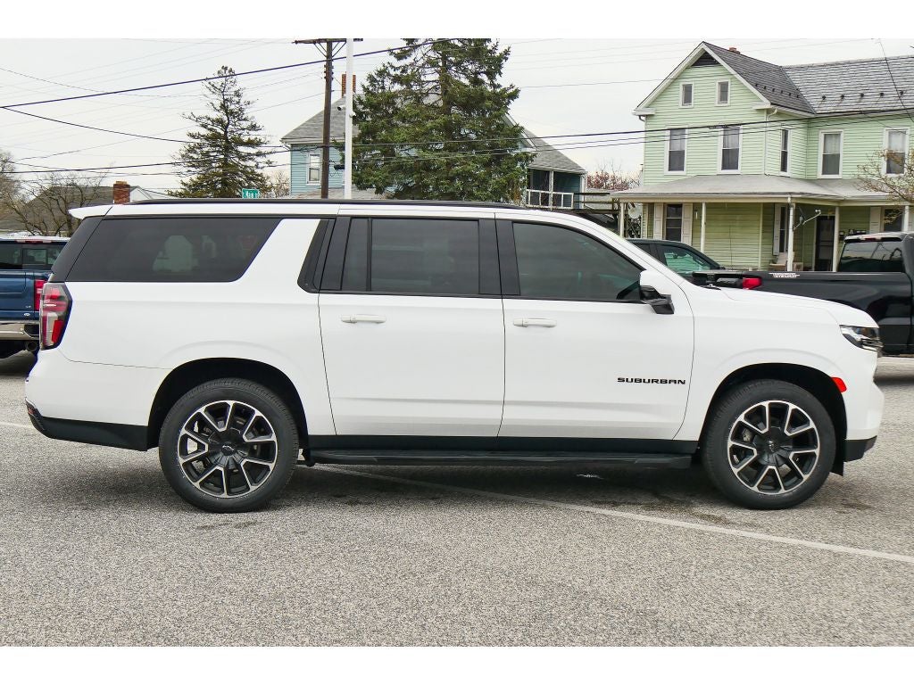 2022 Chevrolet Suburban RST