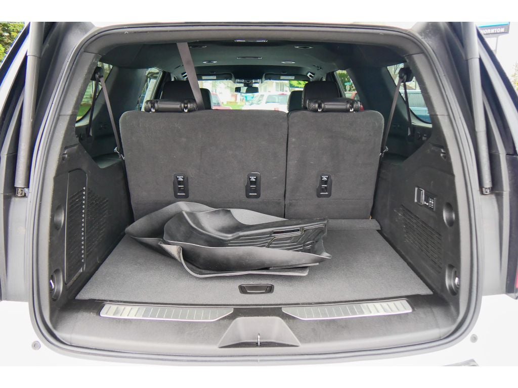 2022 Chevrolet Suburban RST