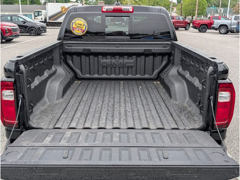 2024 GMC Canyon AT4