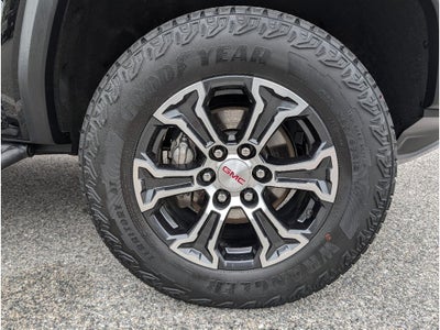 2024 GMC Canyon AT4