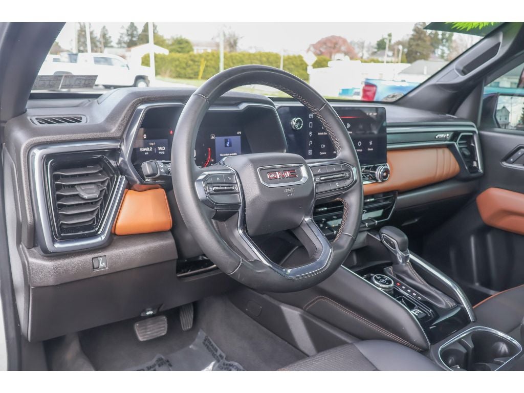 2024 GMC Canyon AT4