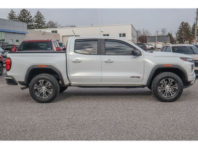 2024 GMC Canyon AT4