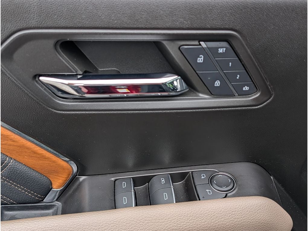 2024 GMC Canyon Denali