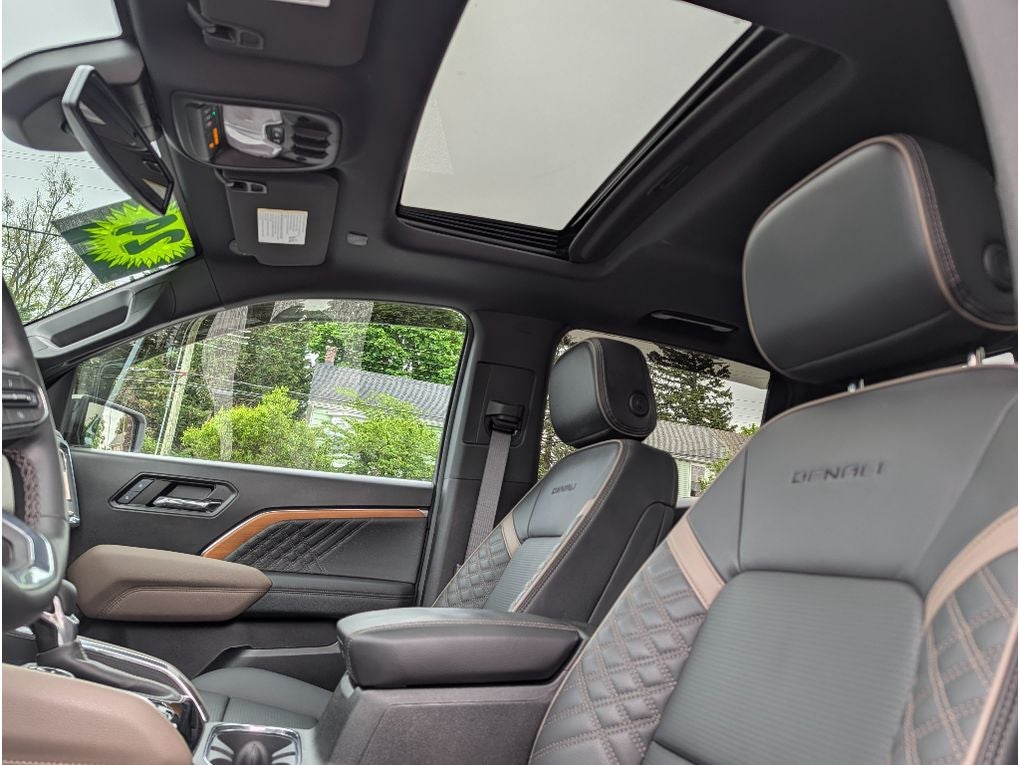 2024 GMC Canyon Denali