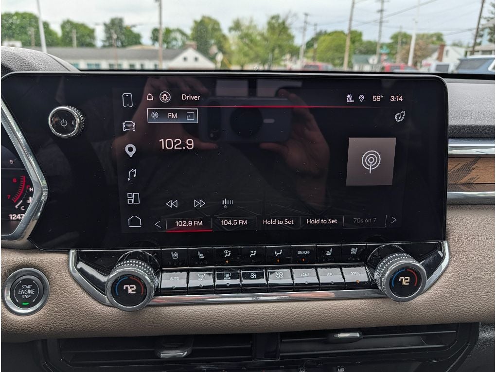 2024 GMC Canyon Denali