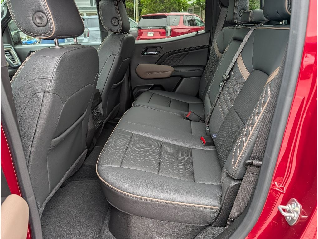 2024 GMC Canyon Denali