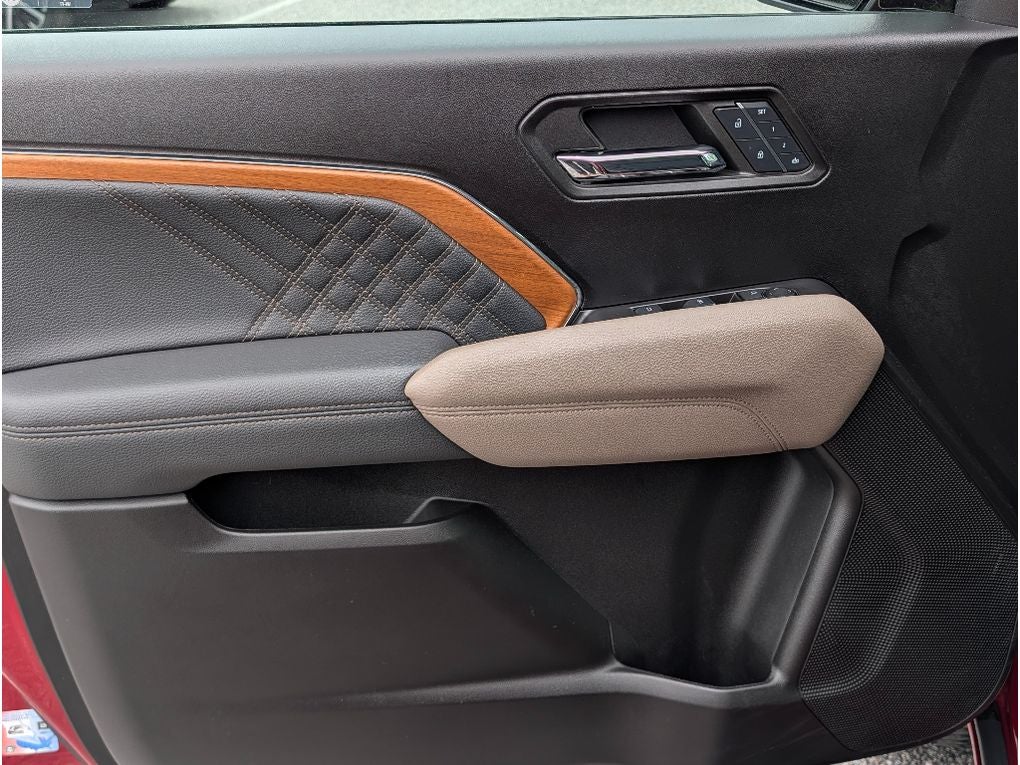 2024 GMC Canyon Denali